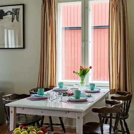 Апартаменты In *