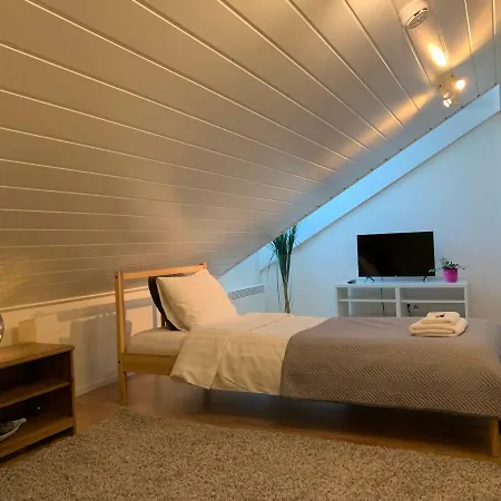 In Апартаменты